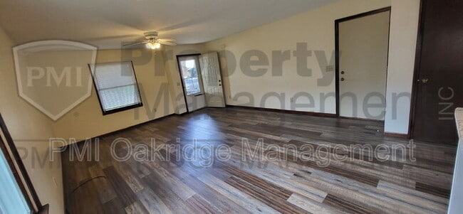 Photo - 265 Woodlawn Dr