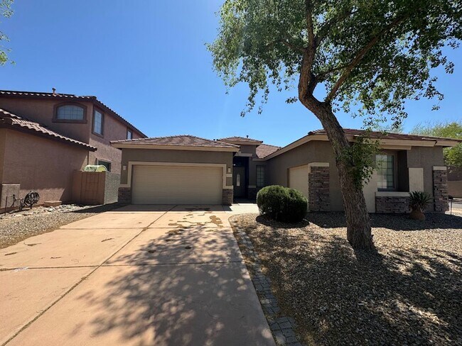 BEAUTIFUL 4 BEDROOM 2 BATHROOM HOME IN PHO... - BEAUTIFUL 4 BEDROOM 2 BATHROOM HOME IN PHO...