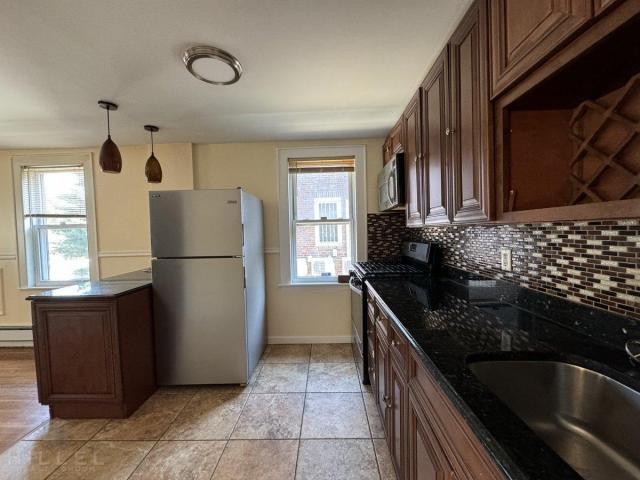 1 bedroom in FOREST HILLS NY 11375 - 1 bedroom in FOREST HILLS NY 11375 Condo Unit 2F