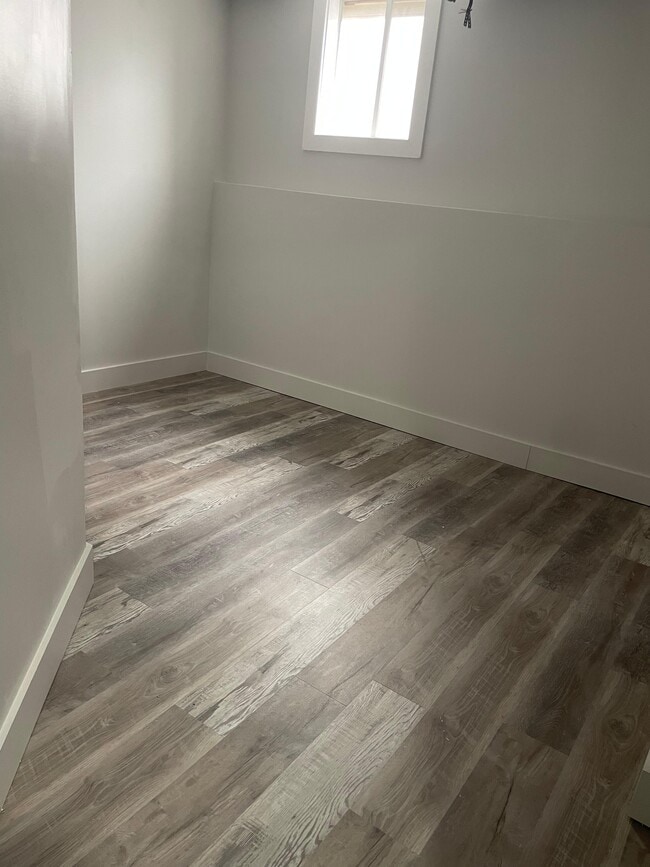 Photo - 1299 Brunswick Ave Unit 2