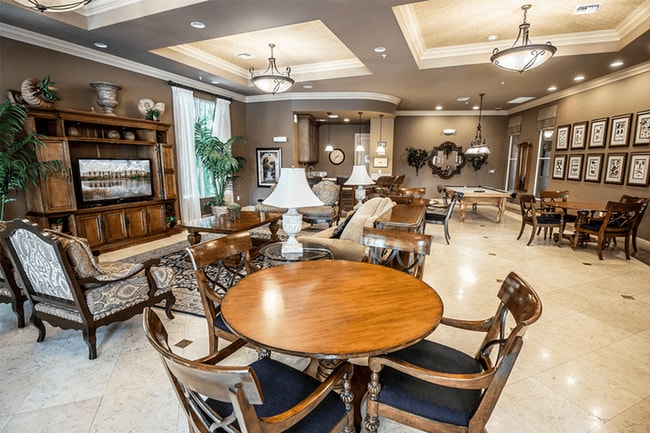 Photo - Vizcaya Lakes