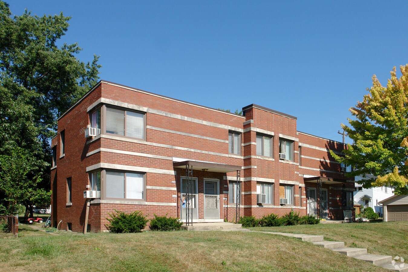 Photo - 1151-1157 Parkway Ave