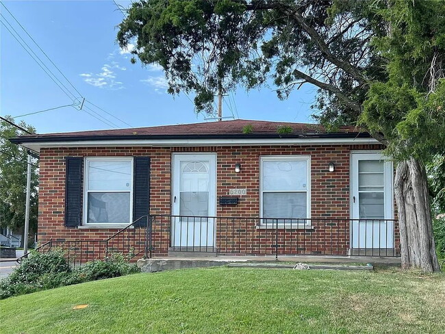 Building Photo - 6200 Flint Ave