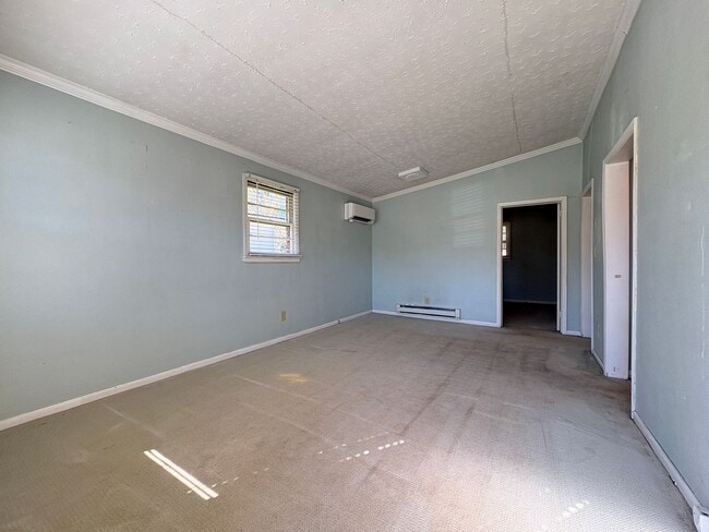 Photo - 2 Bedroom, 1 Bathroom House in High Point!