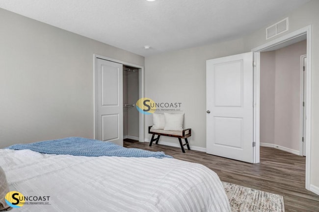 Photo - 9580 Hood Rd