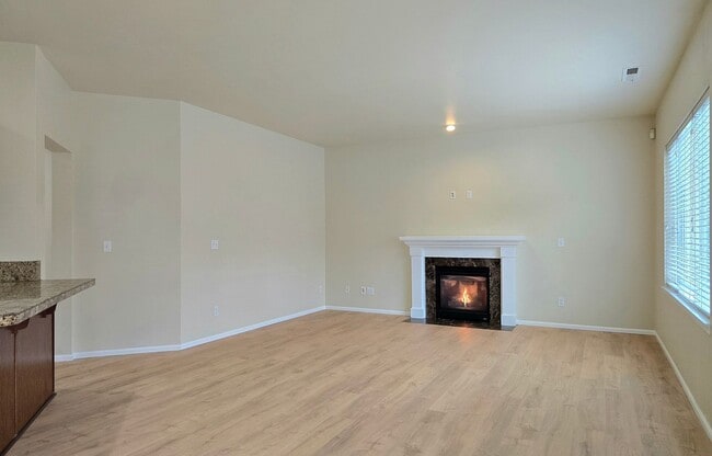 Photo - 7620 13th St SE