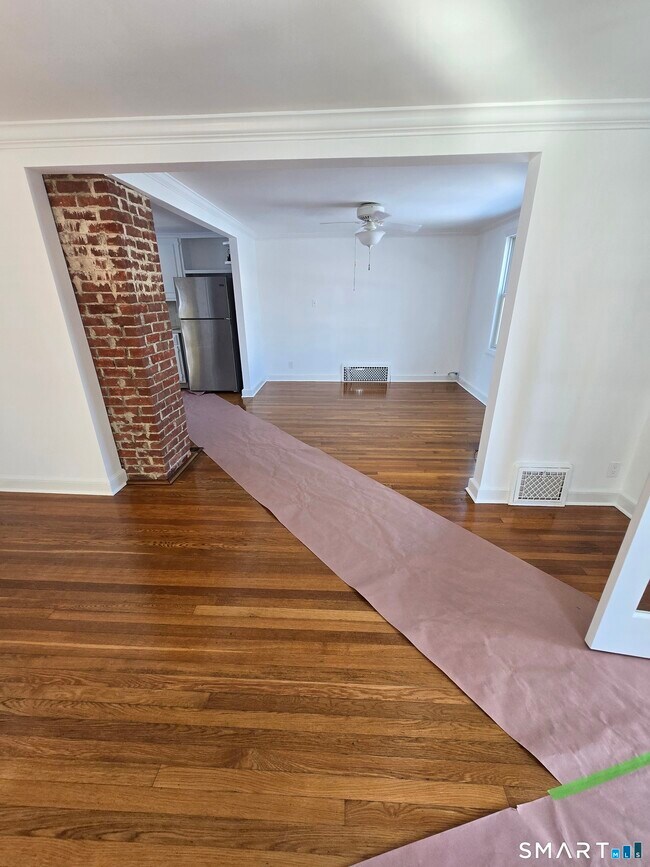 Photo - 148 Catherine St