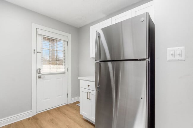 Photo - 424 E Mithoff St