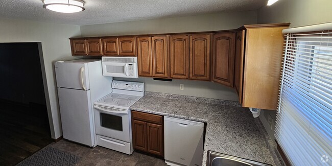 Kitchen - 3111 S Mayfair Dr Unit 3111 Rental