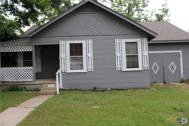 Building Photo - 1104 S 25th St Rental