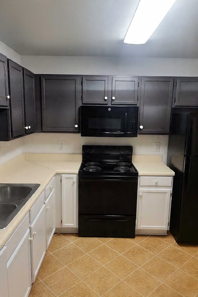 Photo - 2182 Timberwood Cir S