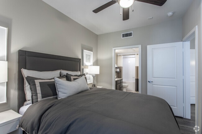 1 BR, 1 BA - 625 SF
