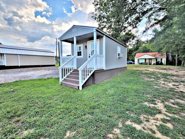 Photo - Tiny house for rent Hartselle