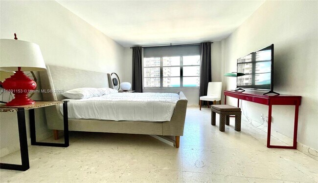 Photo - 5700 Collins Ave Unit 11A