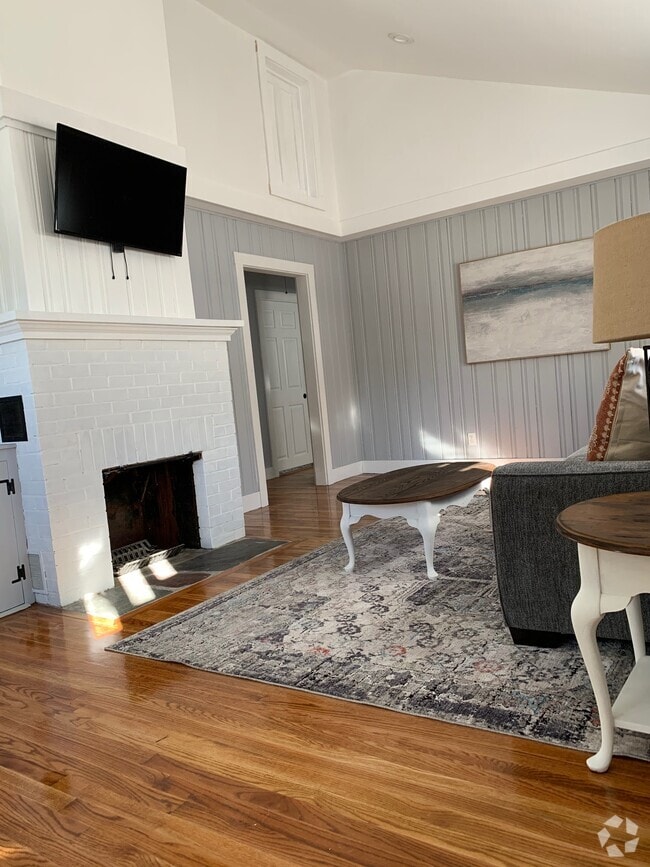 Building Photo - 5 Oceanview Rd Rental