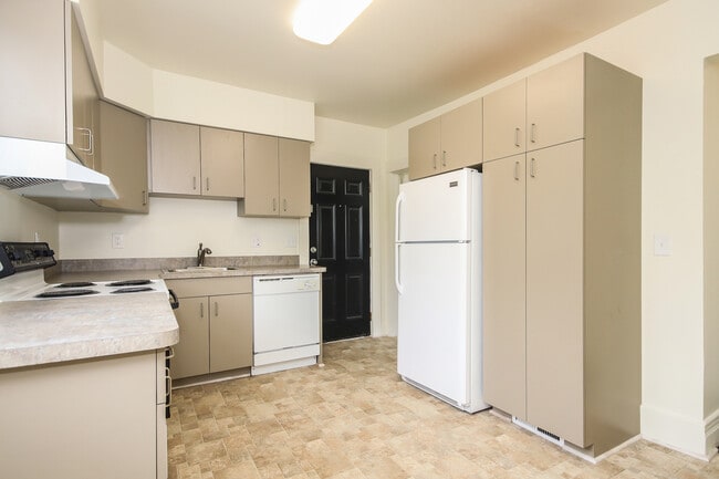 Building Photo - 507 Mack Rd