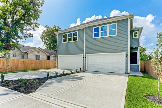 a la izquierda del dúplex - 3128 Coal St