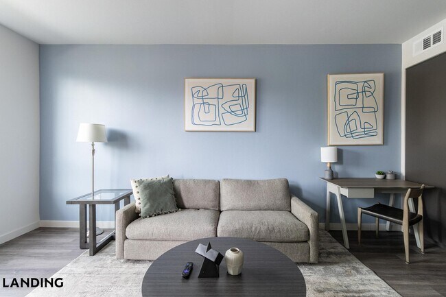 Photo - 2060 Experience Ave Unidad 121