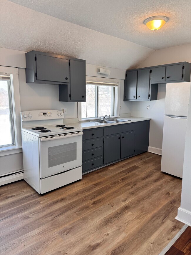 Photo - 317 S Main St Unit 6