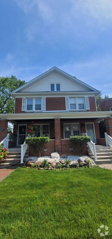 Building Photo - 22230 Tenny St Rental