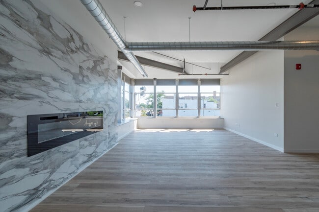 Photo - 2202 Lombard Ave Unidad 203