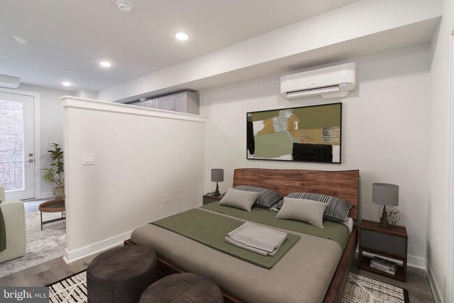 Building Photo - 19 S 44th St Rental