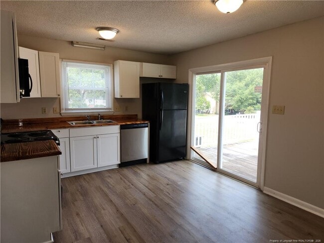 Photo - 5693A Archer Rd