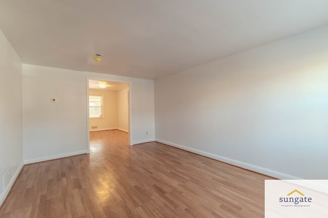 Photo - 751 Yale Ave