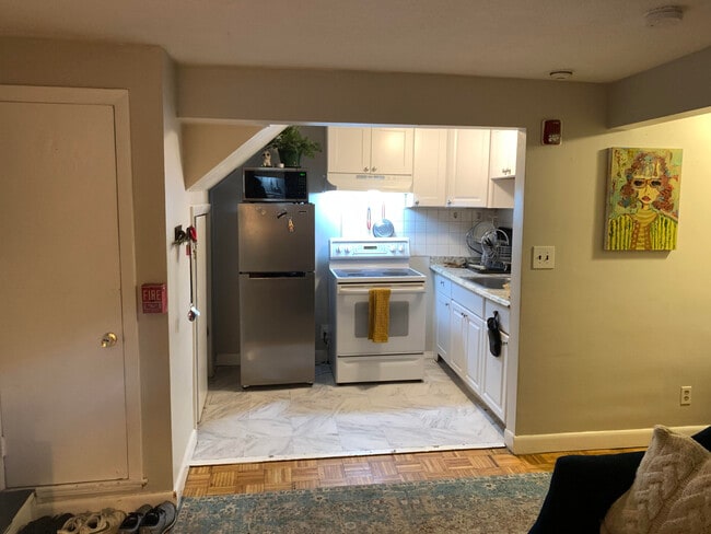 Photo - 82 Saint Stephen St