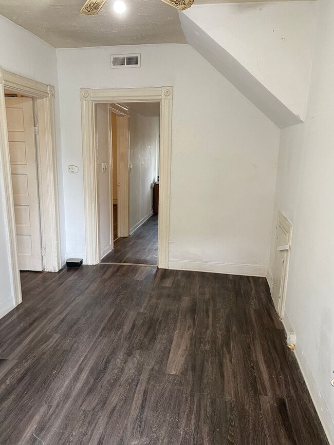 Photo - 14 S Plum St Unit Apt # A (1st Fl)