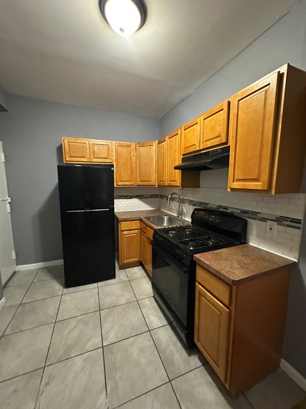 Building Photo - 49 Brookdale Ave Rental
