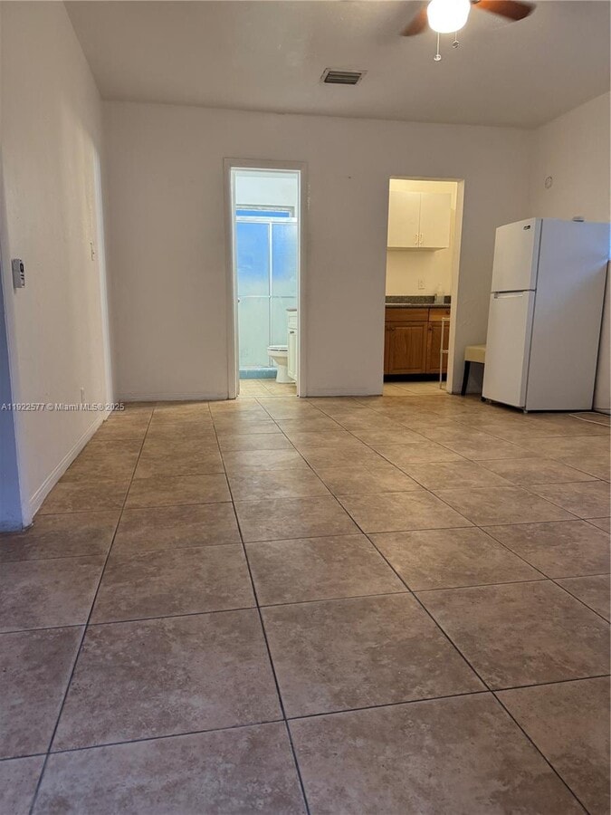 Photo - 1721 Plunkett St Unit 3