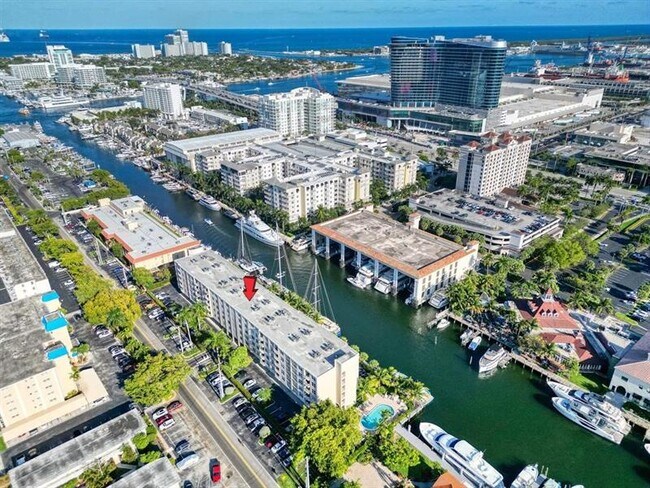 Photo - 1600 SE 15th St Unit 607