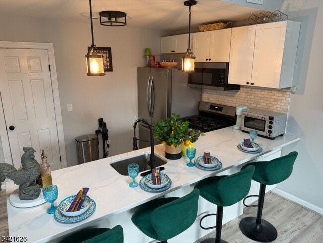 Photo - 6 Steamboat Dr