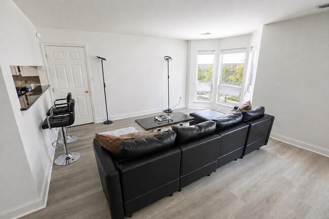 Photo - 8 Droyers Pointe Blvd Unit 8