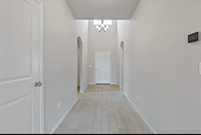 Photo - 3809 S 12th Pl