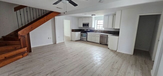 Photo - 2786 Old Columbus Rd N