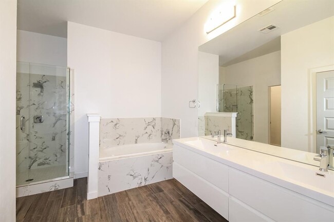 Photo - 11322 Paradise In Dr