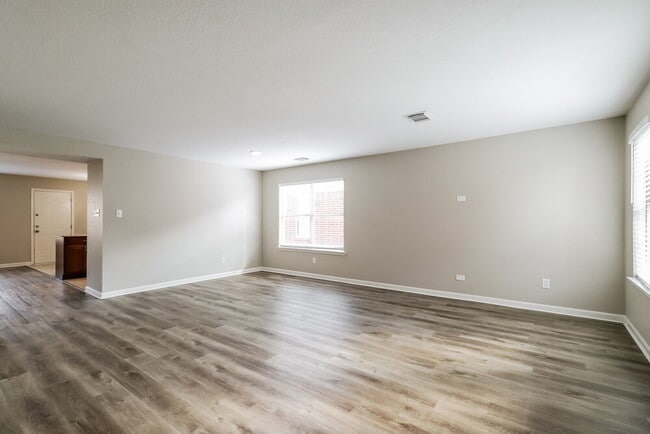 Photo - 15406 Hensen Creek Dr