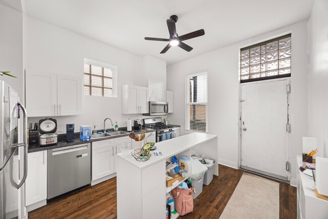 Photo - 2228 S Wood-2 Unit 2