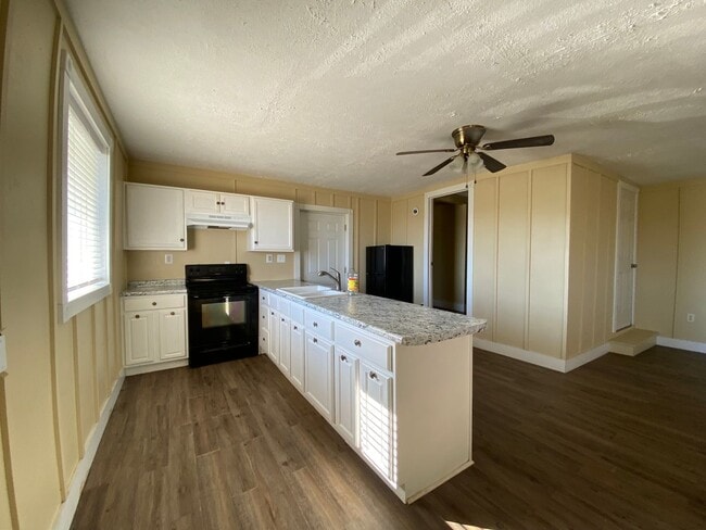 Photo - Studio Home located in Rogersville, TN