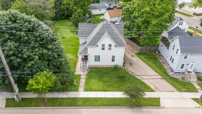 Photo - 1436 W Prospect Ave
