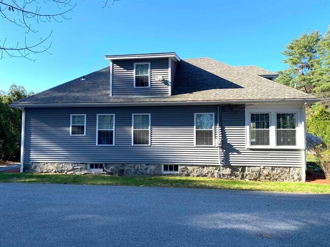 Photo - 37 Lawrence Rd