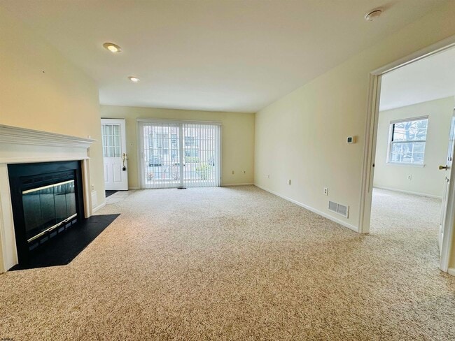 Photo - 550 Central Ave Unit H1