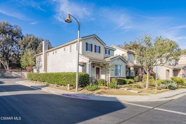 5053 Flagstone Ln