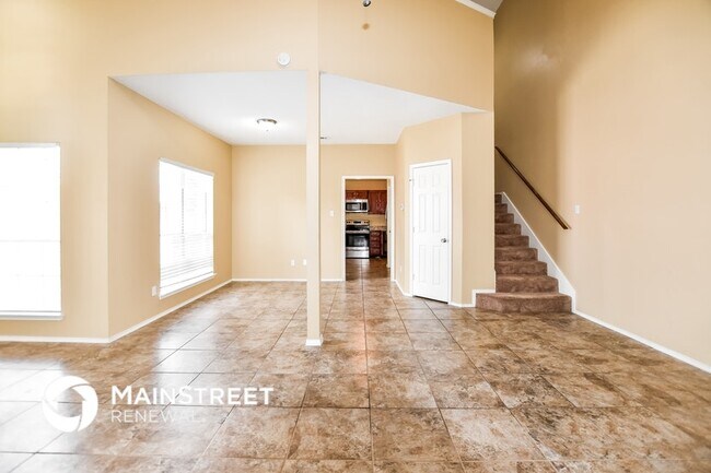 Photo - 2425 Ithaca Dr