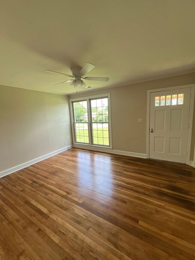 Photo - 2323 Sweetwood Rd Unit B