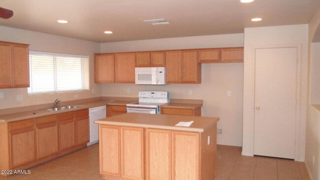 Photo - 16377 W Cottonwood St Casa