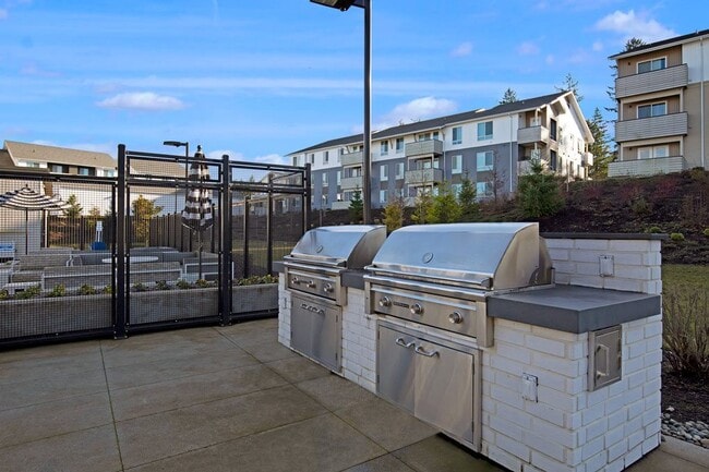 Martingale Apartments