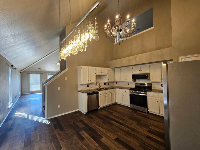 Photo - (3) Bed or (2)Bed + Bonus Room/(2.5) Bath in Moore Avail NOW! Pets Negotiable!